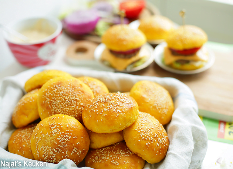 Zachte aardappel broodjes