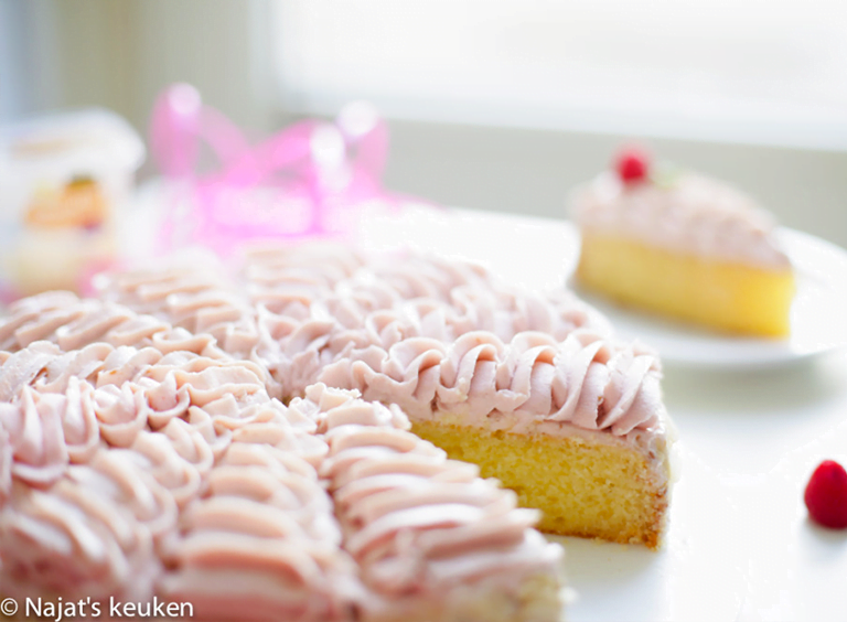 Raspberry Cake