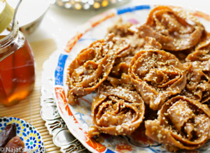 Chebakia/Marokkaanse honingkoek (video)