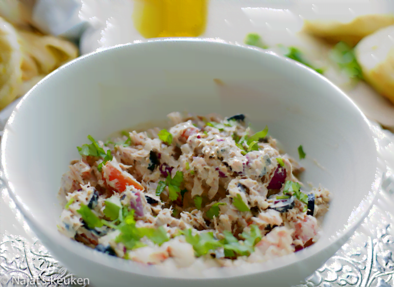Tonijnsalade met kruidenroomkaas