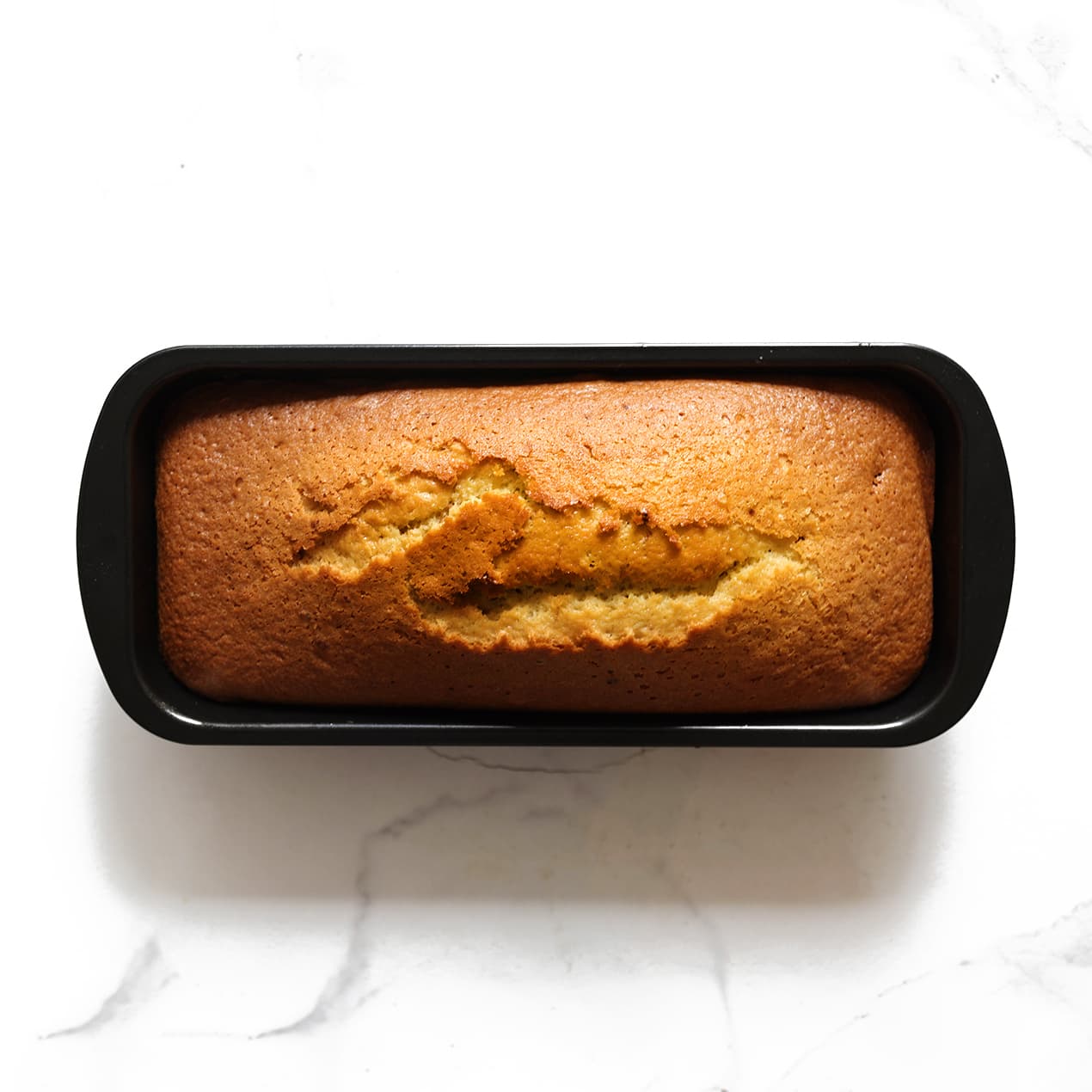 Marmercake bakken in de oven