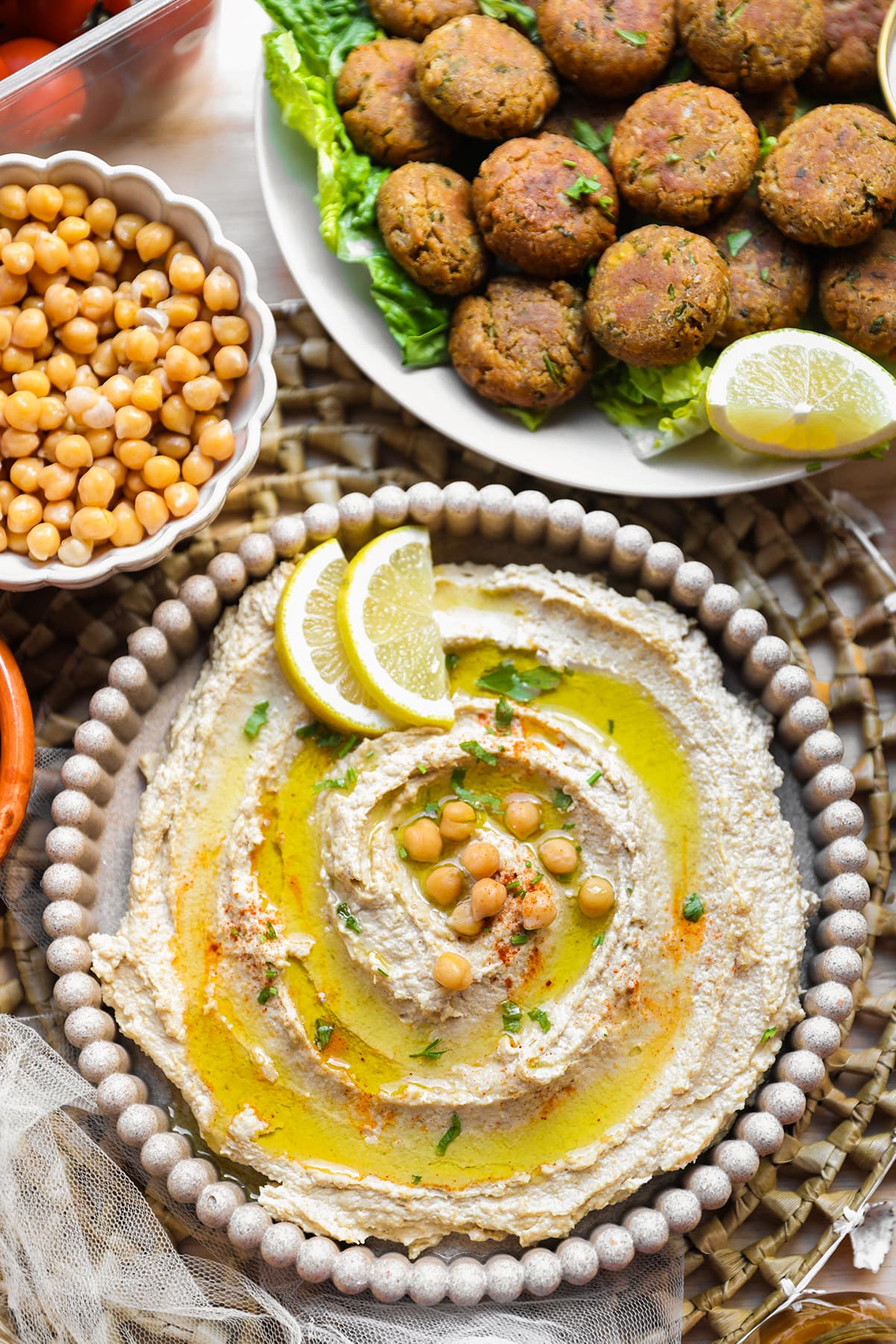 Romige hummus van kikkererwten met tahin