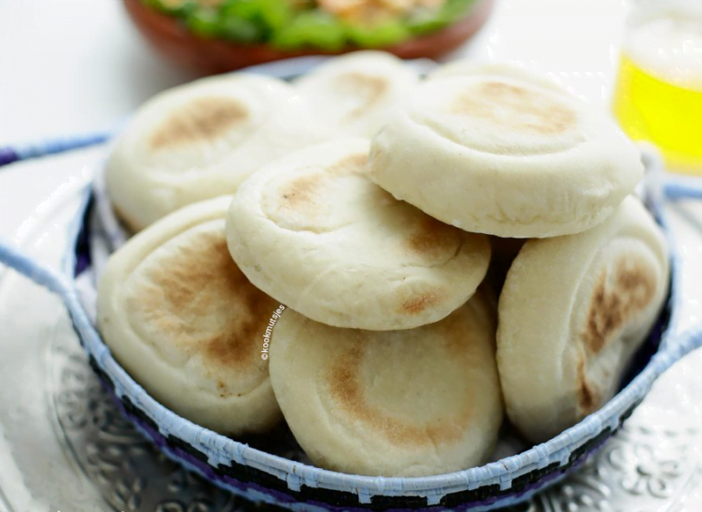 Zachte witte panbroodjes