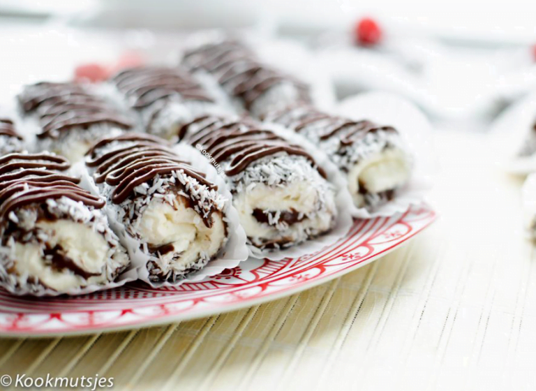 Zachte chocolade-kokos gebakjes