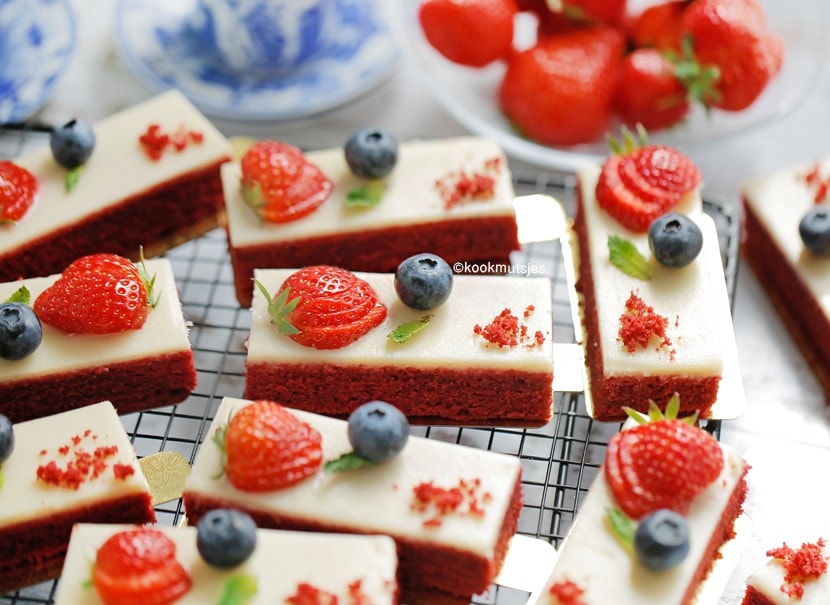Luxe red velvet cake