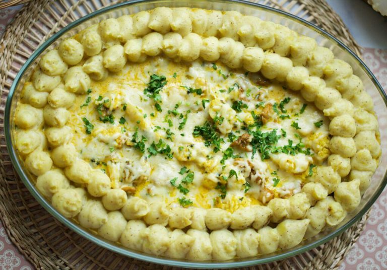 Aardappel-bloemkoolschotel met kip