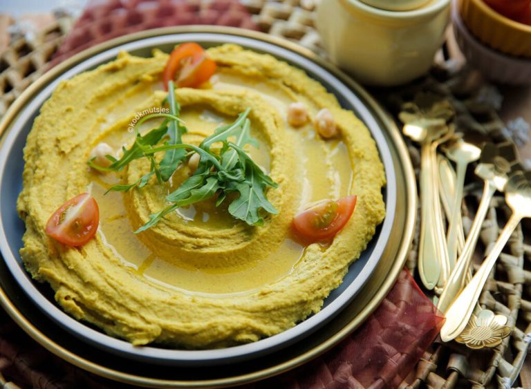 Curry hummus