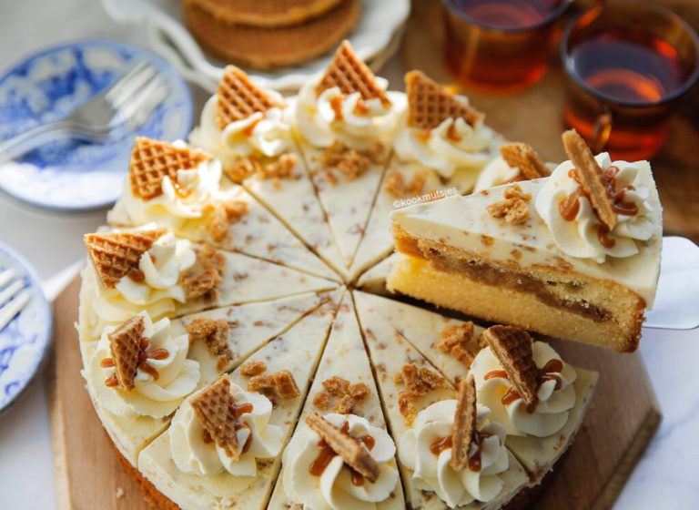 Stroopwafelcake met topping