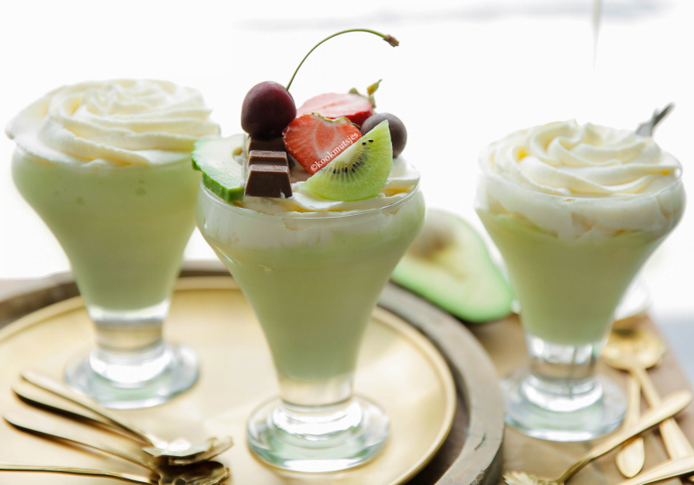 Avocado milkshake