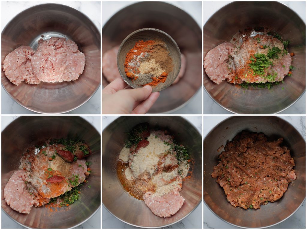 Hak de peterselie fijn. Doe het gehakt in een diepe kom. Voeg het zout, kaneel, zwarte peper, paprikapoeder, knoflookpoeder, uienpoeder, olijfolie, tomatenpuree, broodkruimels en peterselie toe. Kneed goed.