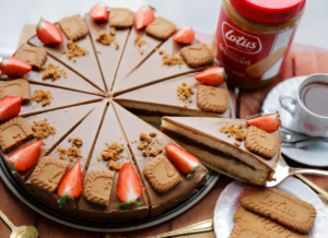 Speculooscake met vulling van Kookmutsjes