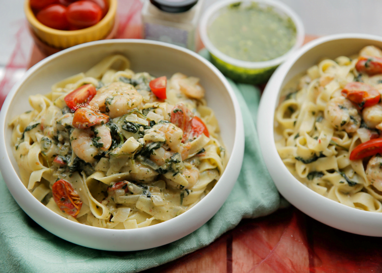 Tagliatelle met pesto scampi