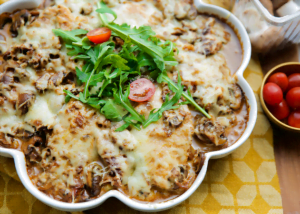 Aardappelschotel met kip in champignonsaus van Kookmutsjes