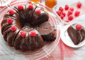 Chocolade tulbband cake met kersenvlaai Kookmutsjes