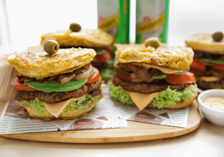 Egg sandwich burger