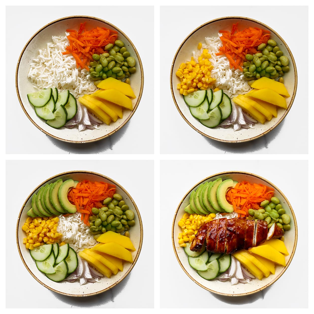 Komkommer, mais, avocado en kip toevoegen