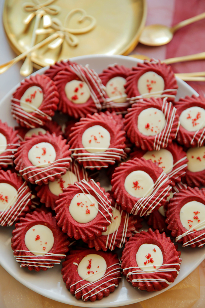Red velvet koekjes met witte chocolade