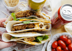 Tiktok wrap met krokante kip Kookmutsjes