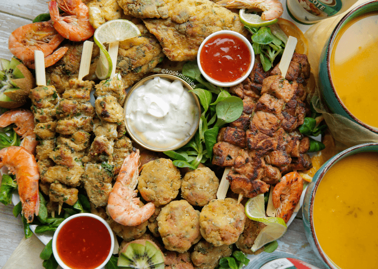 Visschotel met vier soorten vis