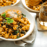 Ditalini met kip in tomatensaus