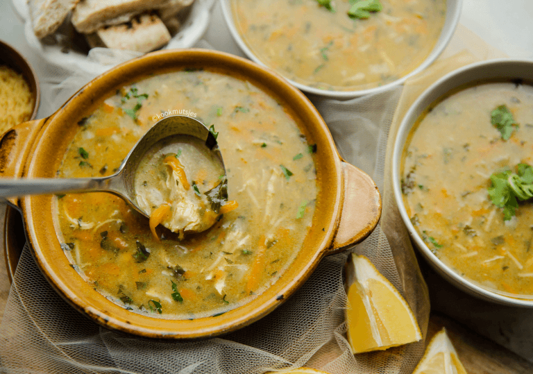 Kippensoep met vermicelli