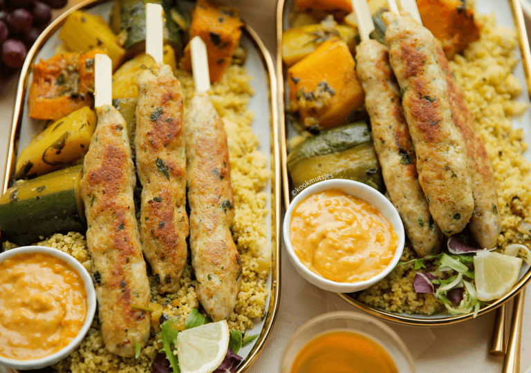 Couscous met groenten en kipspiesjes