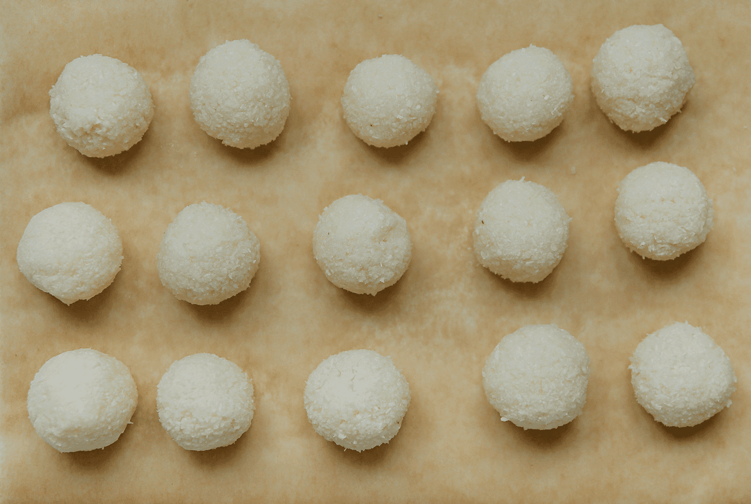 Kokosbollen vormen