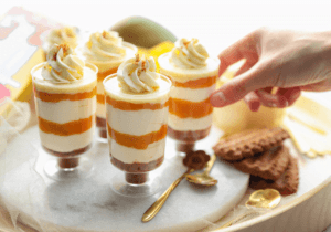 Mango toetje in glas Kookmutsjes