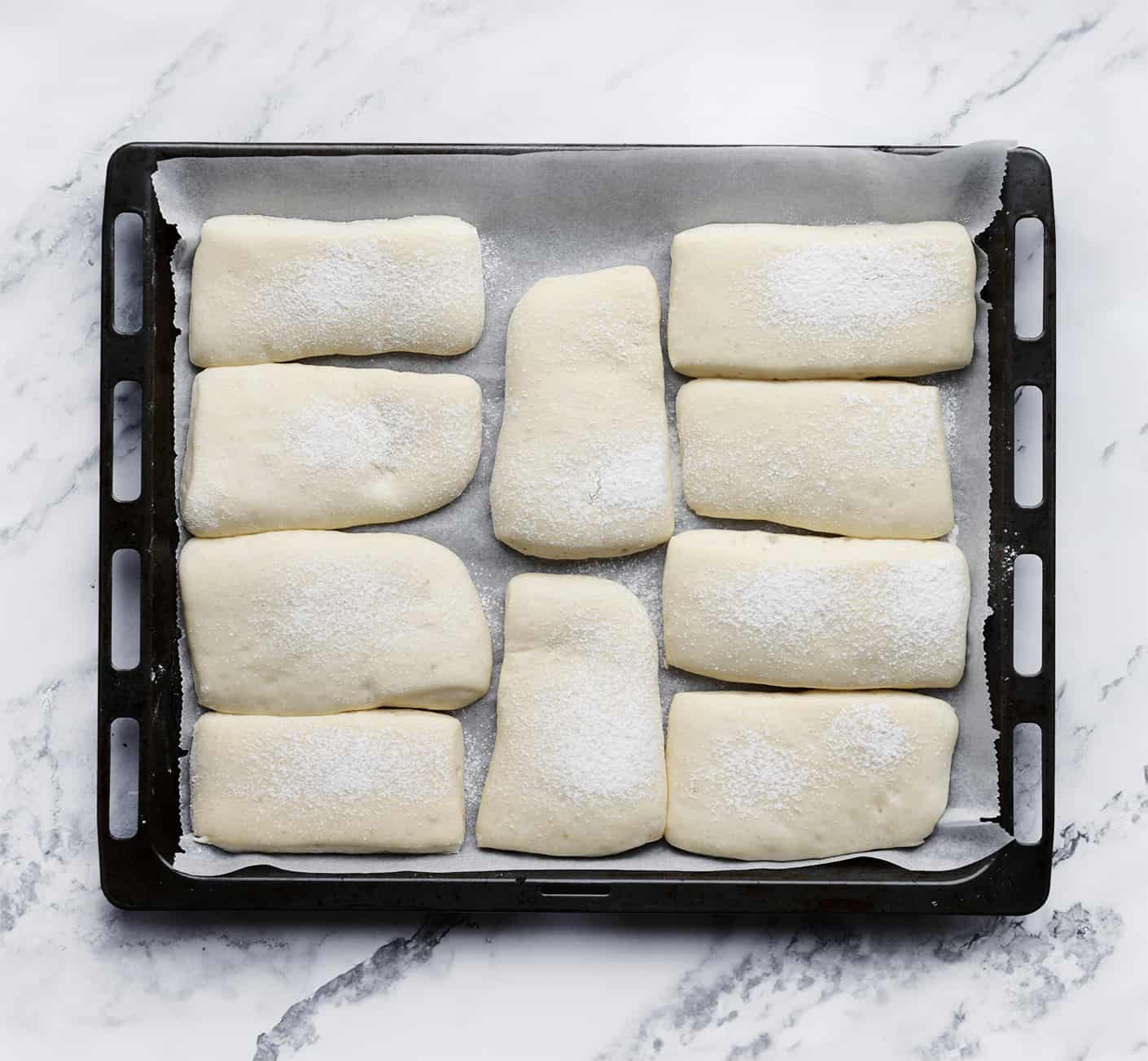 Deeg laten rijzen tot ze in omvang zijn verdubbeld