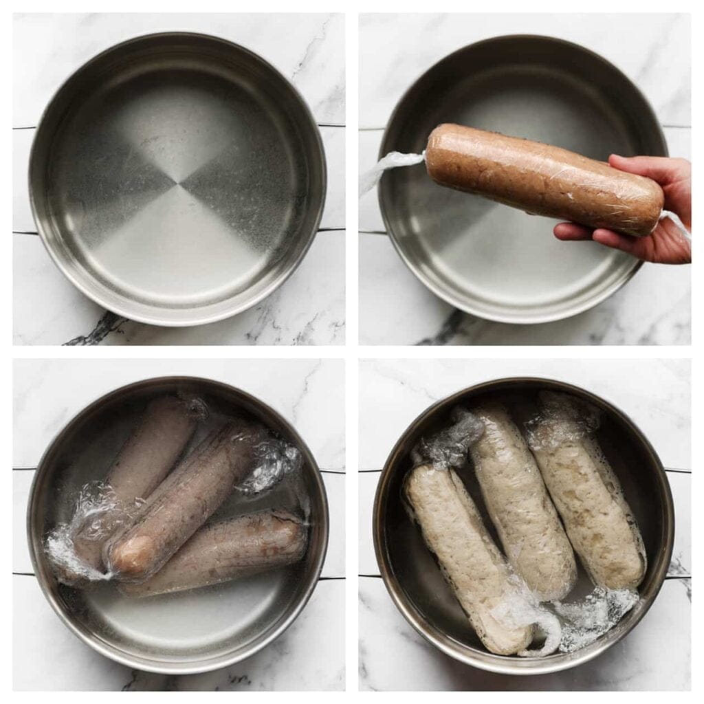 Breng een grote pan water tegen de kook aan (75-80 graden, gebruik een thermometer). Zorg ervoor dat er voldoende water is om de ingepakte grillworsten volledig onder te dompelen. Voeg voorzichtig de ingepakte kippen grillworsten toe. Laat ze 50 minuten garen.