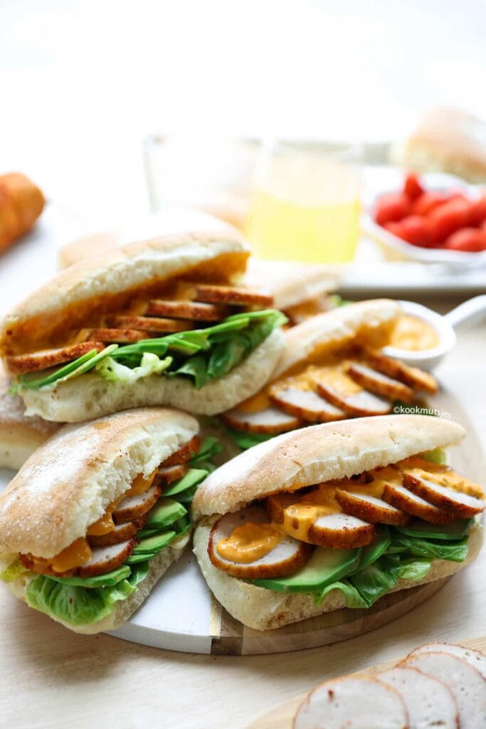 Kip grillworst eindresultaat van Kookmutsjes