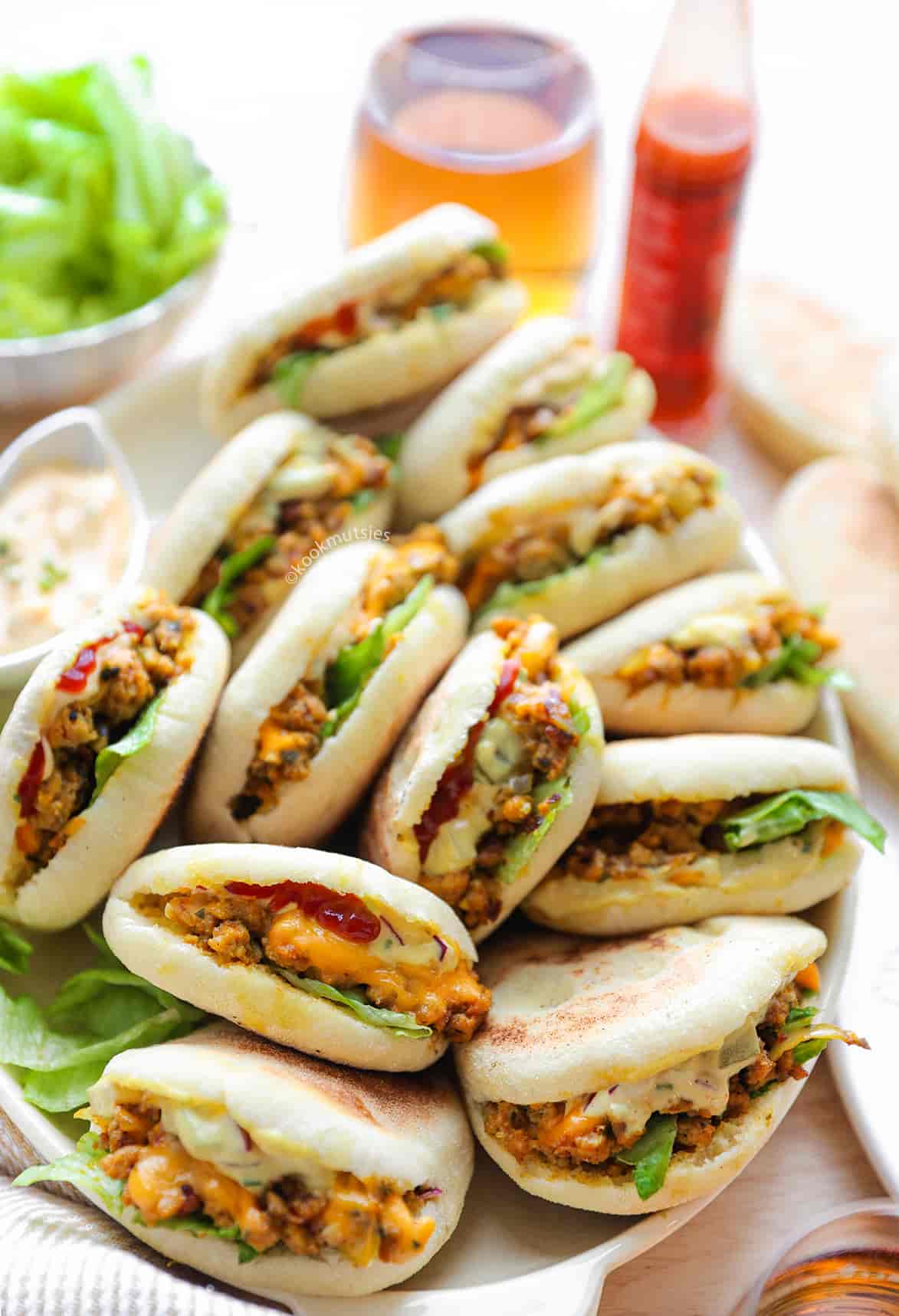 Plof panbroodjes met gehakt eindresultaat Kookmutsjes