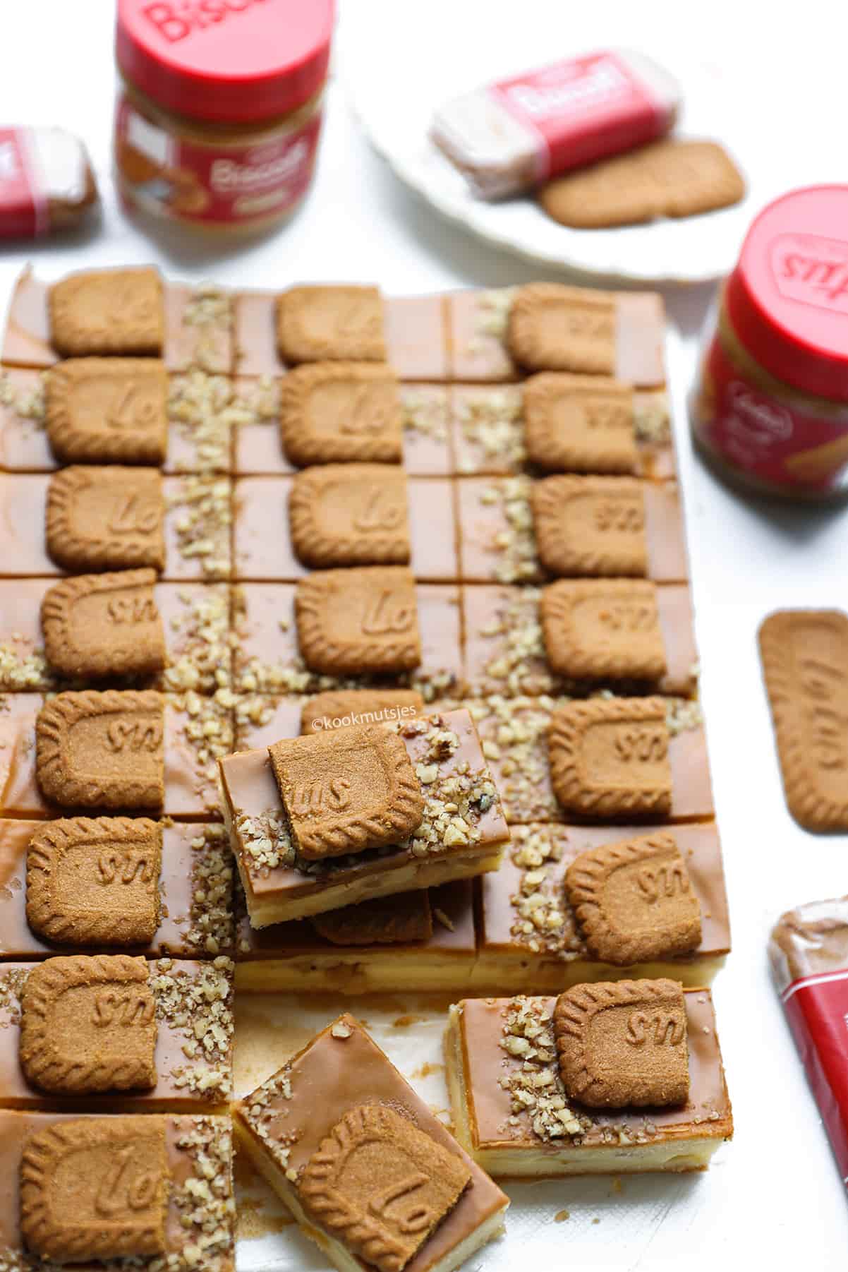 Speculooscake met gele room en appel eindresultaat Kookmutsjes