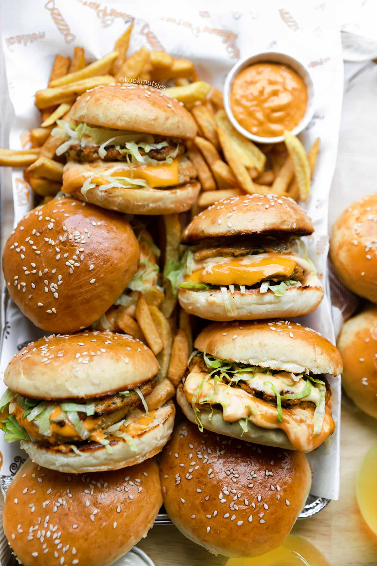 Dubbele kipburger eindresultaat Kookmutsjes