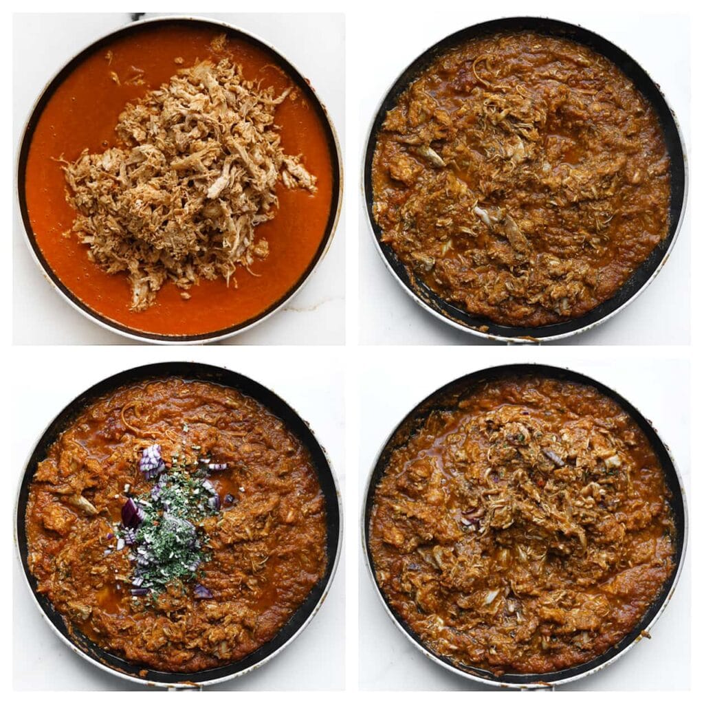 Voeg de geplukte kip bij de groentesaus in de pan en verwarm alles samen op middelhoog vuur. Voeg de gesnipperde rode ui en gedroogde peterselie toe. Meng goed.