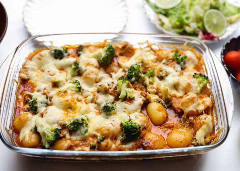 Chicken Baby Potato Casserole in Tomato Sauce