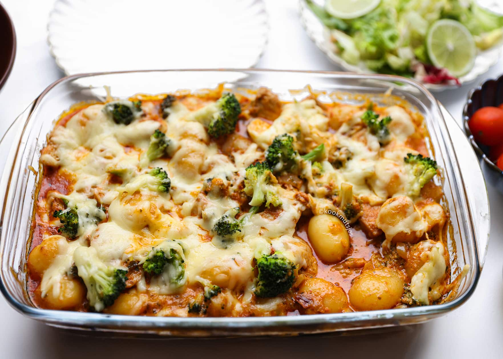 Kip-Krieltjes Ovenschotel met Broccoli Kookmutsjes