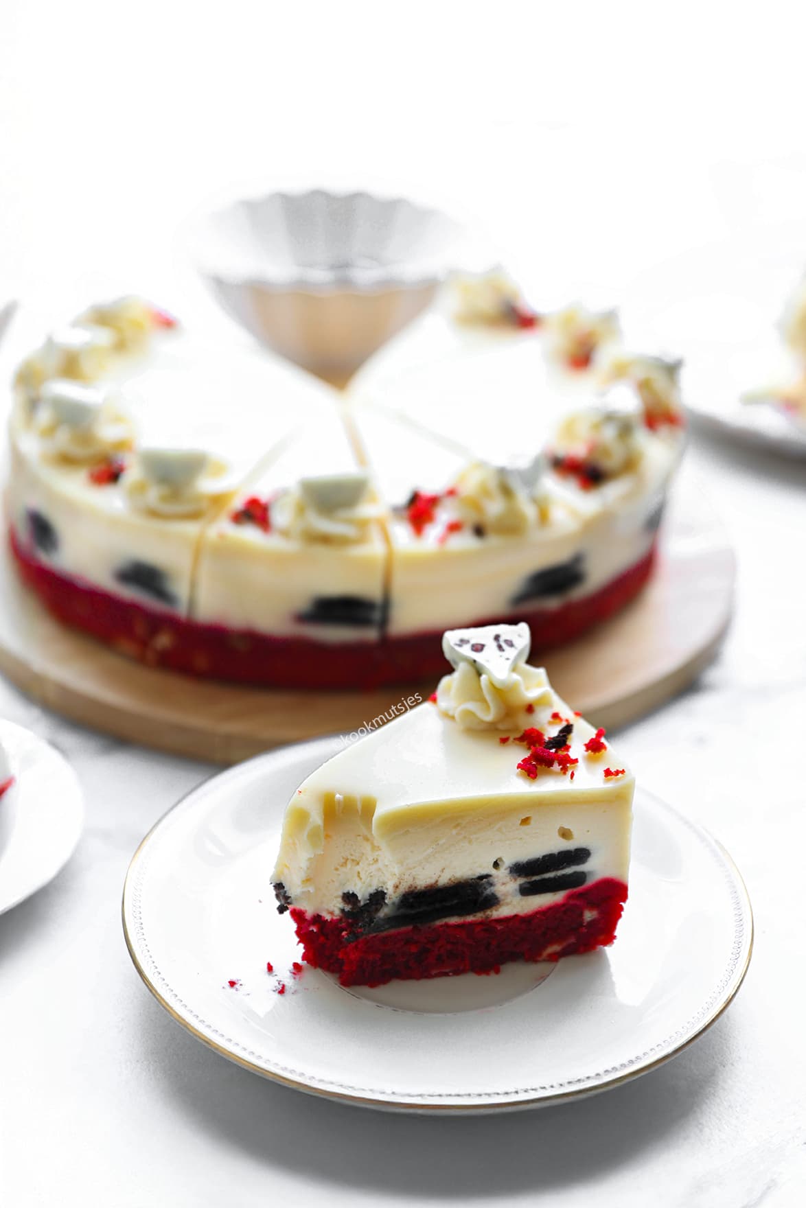 Red velvet Cheesecake eindresultaat van Kookmutsjes