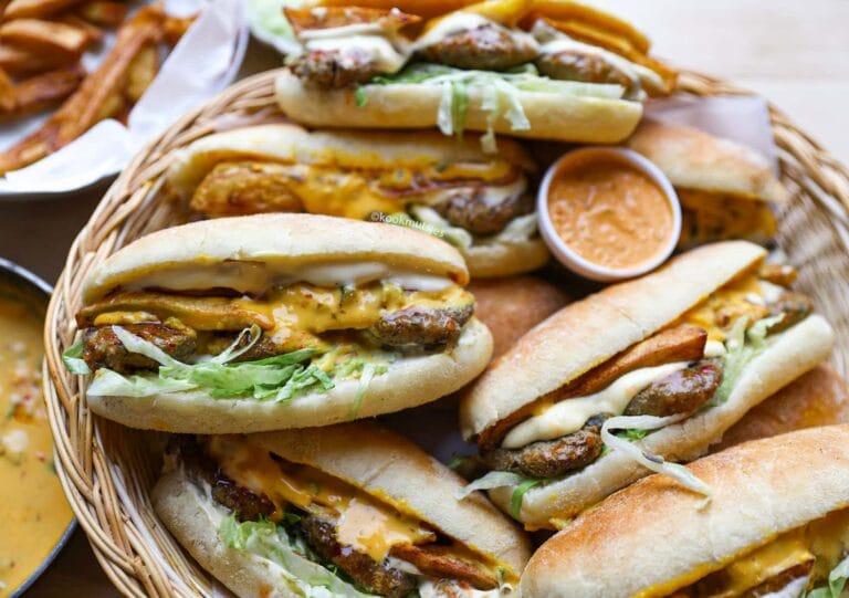 Griesmeelbroodjes met Gehakt