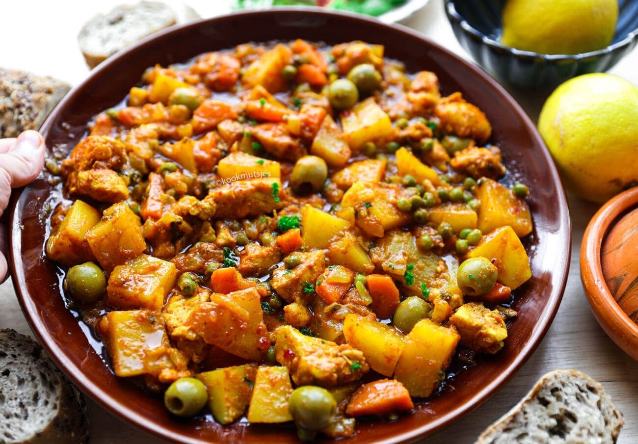 Kip Tajine met Aardappelen in Tomatensaus | Kookmutsjes