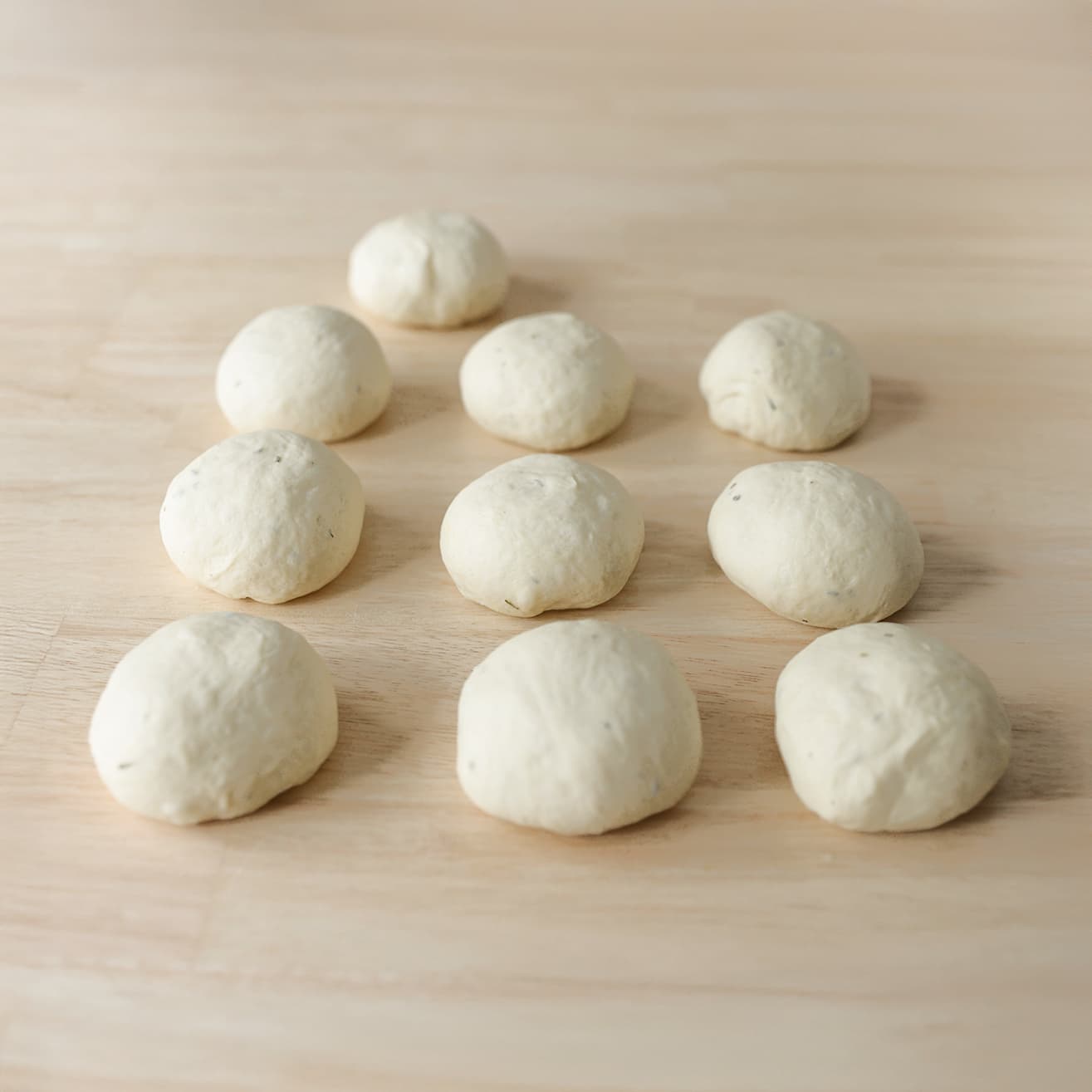 Deeg verdelen door 10 gelijke stukken