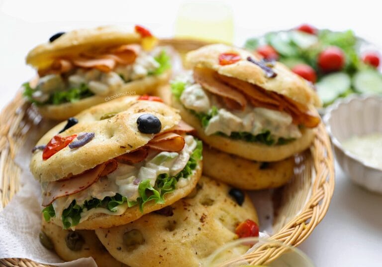 Kip Focaccia Broodjes