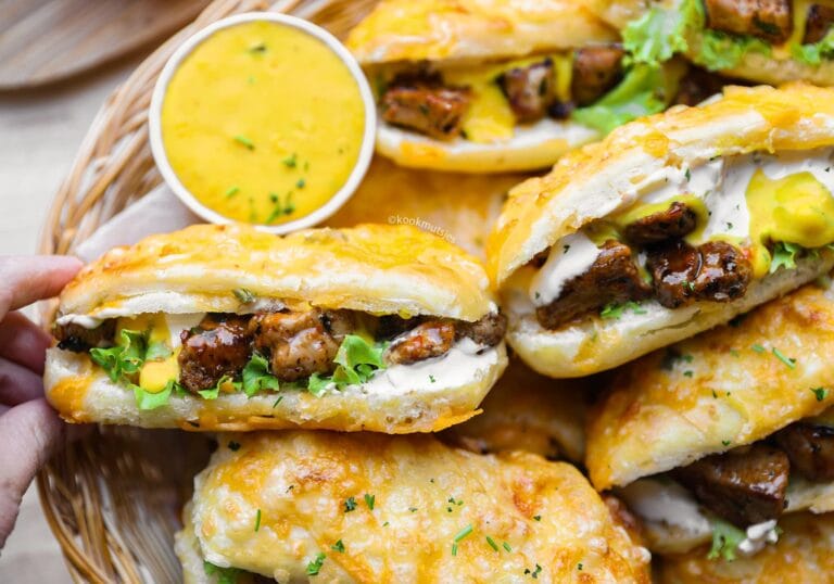 Cheddar Jalapeño Broodjes met Biefstuk