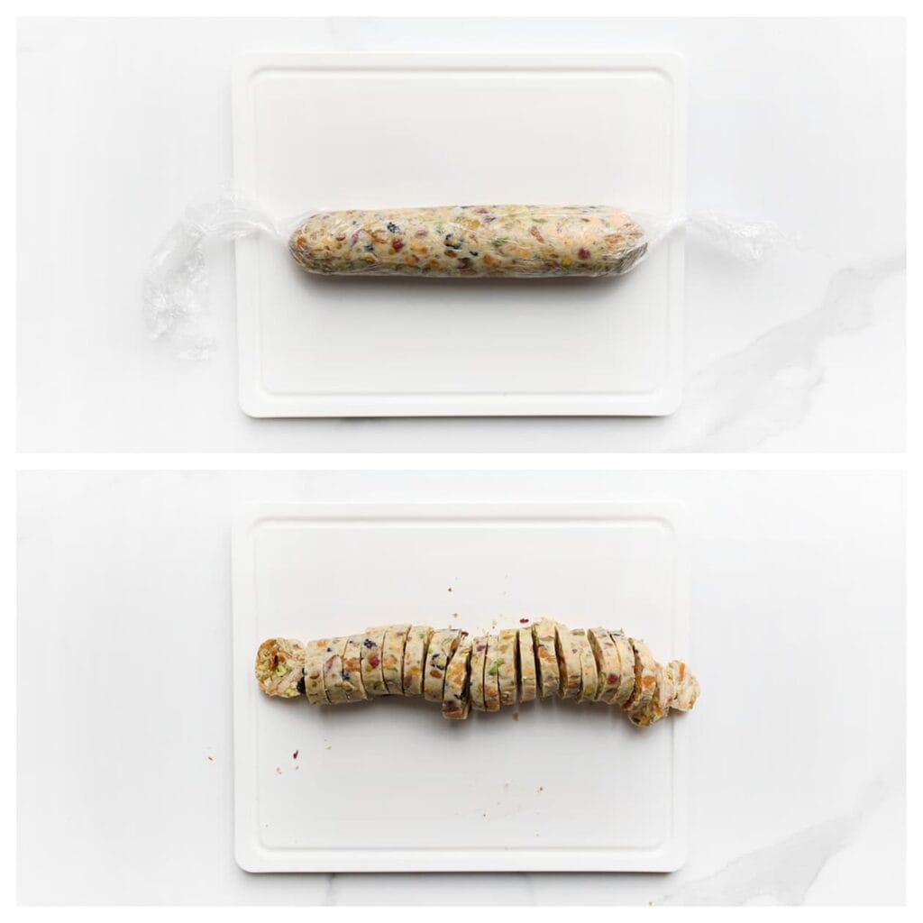 Snijd het opgesteven koekjesdeeg in dunne plakken en serveer.