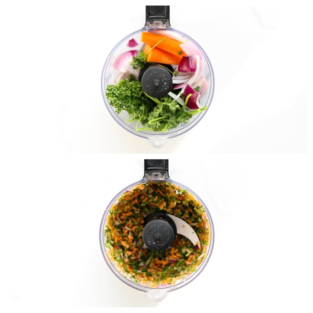 Schil de wortel en snijd grof. Pel en snijd de rode ui grof. Doe de wortel, rode ui en peterselie in een hakmolen en maal grof, niet te fijn.