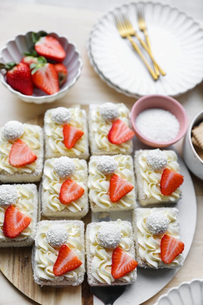 No Bake Witte Chocolade Desserts eindresultaat Kookmutsjes