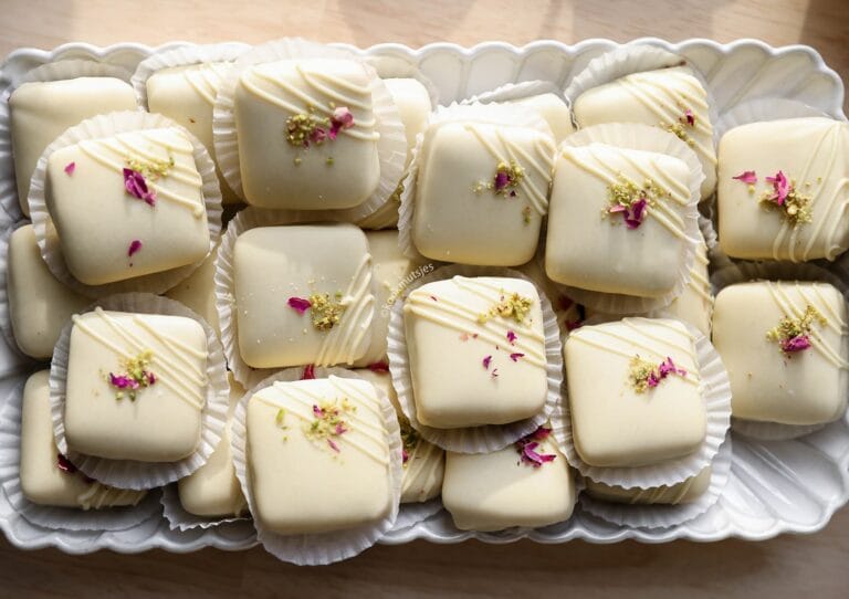 Pistache Sandwichkoekjes met Witte Chocolade