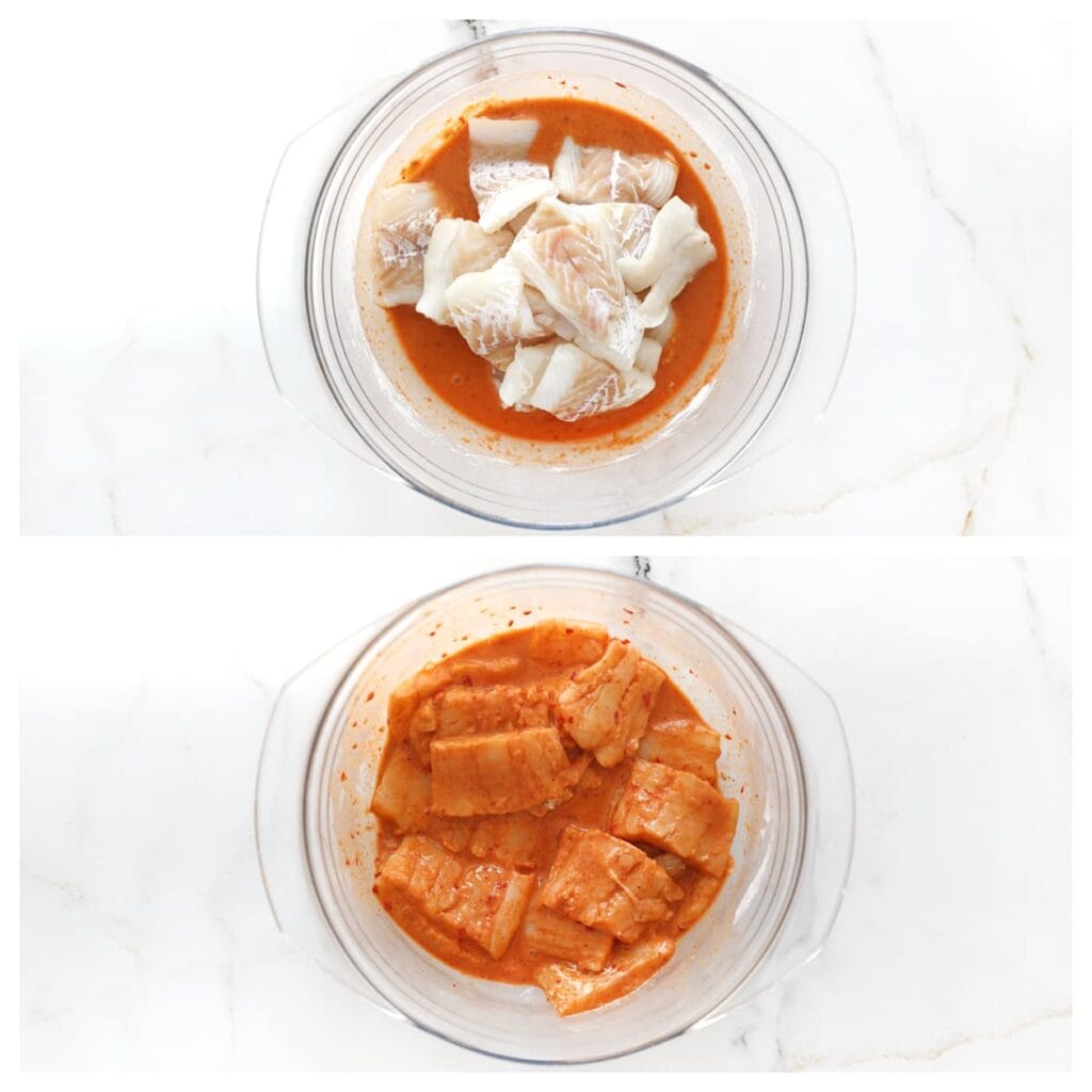 Voeg de stukken kabeljauw toe en meng goed, zodat ze volledig bedekt zijn. Zet de kom afgedekt in de koelkast.