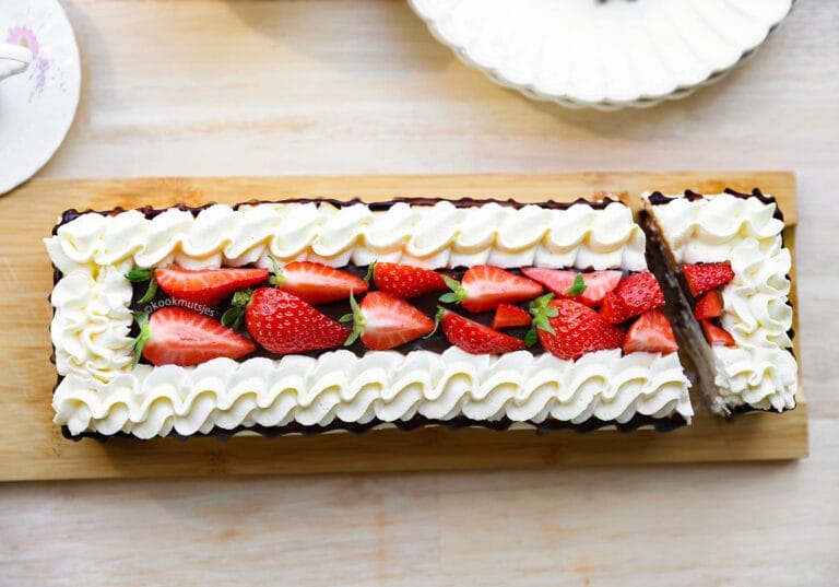 20 minutes Chocolate Pie (No Bake)