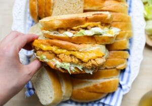 Sandwichbrood met Krokante Kip Kookmutsjes